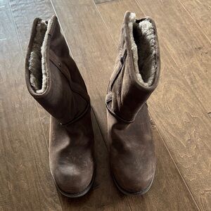 Abeo Brown Shearling-Lined Winter Boots